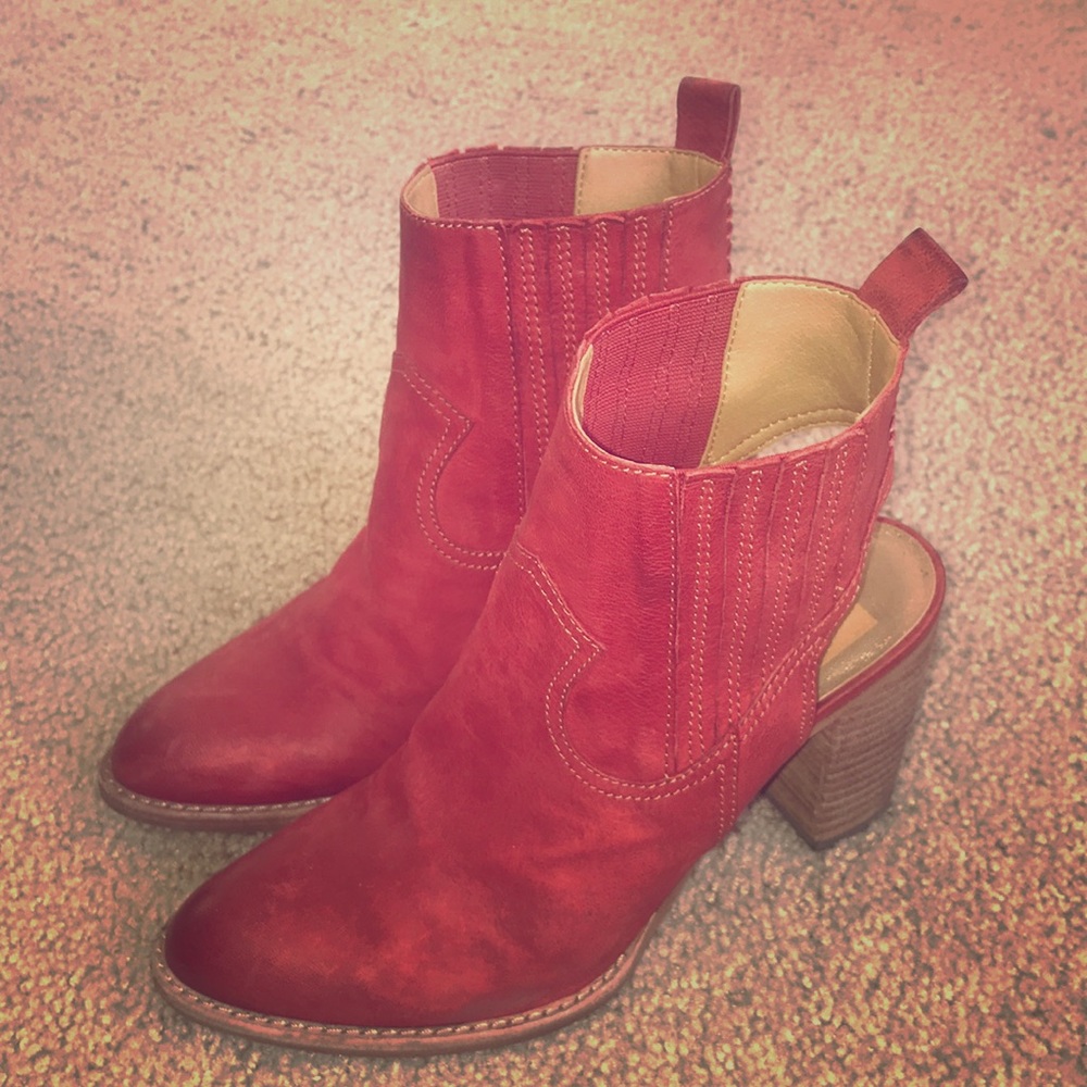Dolce Vita cowboy inspired shoes!!!